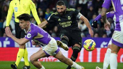Thibaut Courtois - Karim Benzema - Benzema buries World Cup woe with double strike in Real victory - guardian.ng - Qatar - France - Spain - Argentina -  Sanchez