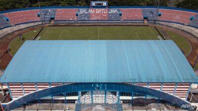 Indonesia resumes football league after stadium disaster