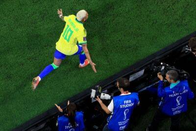 Neymar equals Pele's record of 77 Brazil goals