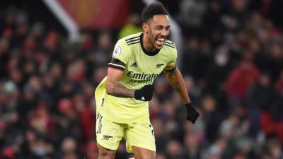 Mikel Arteta - Barcelona set to sign Arsenal's Pierre-Emerick Aubameyang on free transfer - sources - espn.com - Cameroon - London - Gabon - Dubai