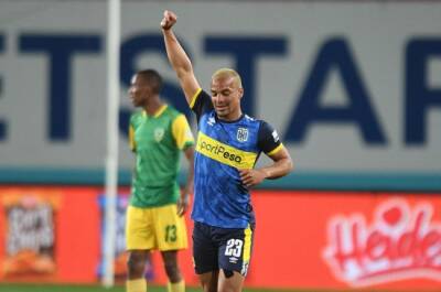 Percy Tau - Fagrie Lakay departs CT City to join Egyptian outfit Pyramids FC - news24.com - South Africa - Egypt -  Cape Town