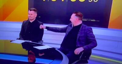 Aaron Ramsey - Kris Boyd - Giddy Kris Boyd celebrates Aaron Ramsey Rangers transfer with 'fist bump' to wind up Celtic fan Shay Given - dailyrecord.co.uk - Scotland - county Clinton - county Morrison
