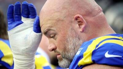 Rams' Andrew Whitworth blasts former 49ers star over tweet: 'Embarrassing for our game'