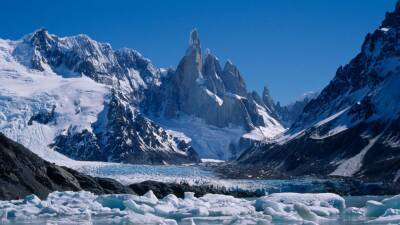 El País - Vida y muerte en la Patagonia: la decisión más difícil de un rescate de montaña | El Montañista | Deportes | EL PAÍS - en.as.com - county La Paz