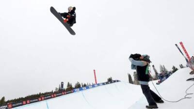 Shaun White - Scotty James - Winter Olympics: Why Beijing 2022 promises the most progressive snowboarding ever seen - bbc.com - Usa - Australia - Beijing - Japan - county White