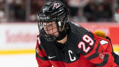Shireen Ahmed - Marie Philip Poulin - Captain Clutch and Canada's women hockey players deserve our support year round - cbc.ca - Usa - Canada - China -  Sochi