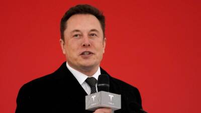 Elon Musk - Elon Musk ofrece 5.000 dólares a un adolescente para que no siga a su avión - en.as.com - Usa - Florida - state California