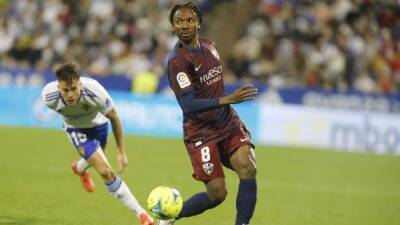 El Alcoraz - El rocambolesco viaje de Nwakali - en.as.com - Nigeria