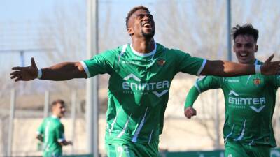 Se juntan los Traoré: el hermano de Adama arrasa en Primera RFEF - en.as.com