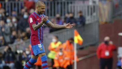 Barcelona to appeal Dani Alves' two-game suspension