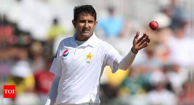 Pakistan pacer Mohammad Abbas, spinner Yasir Shah kept in reserves for Australia series