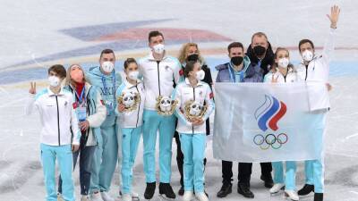 Beijing 2022: Legal issue delays team figure skating medal ceremony