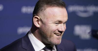 Wayne Rooney believes Manchester United need to give club’s next manager time
