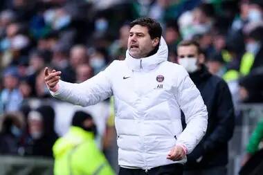 Mauricio Pochettino Is In Regular Contact With Manchester United Player - sportbible.com - Manchester - Argentina -  Paris