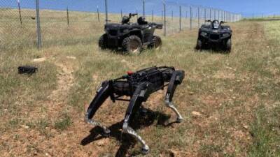 US tests robot dogs to patrol its border with Mexico - and civil rights groups aren't happy - euronews.com - Usa - Mexico
