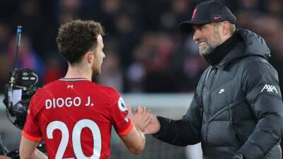 Jurgen Klopp - Thiago Alcantara - Liverpool 2-0 Leicester: Could Reds still catch reigning champions Man City? - bbc.com - Manchester - Spain -  Man