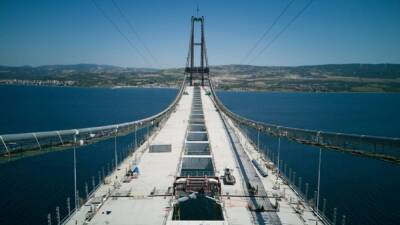Turquía construye el puente en suspensión más largo del mundo