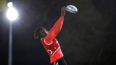 Itoje moves to flank as England ring the changes for Italy