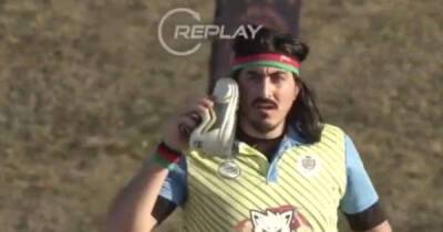 Pat Cummins - Justin Langer - Sam Billings - Bowler with egg on his face after 'phone call' wicket celebration as batter gets revenge - msn.com - France - Australia - South Africa