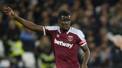 Zouma available for Hammers, says Moyes