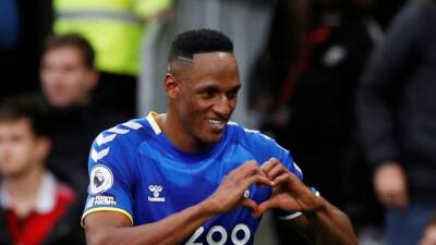 Frank Lampard - Toby Davis - Everton defender Mina ruled out until April with injury - channelnewsasia.com - Colombia