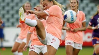 Reds won't let ref call derail ALW tilt - 7news.com.au - Melbourne