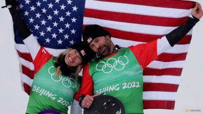Lindsey Jacobellis - Snowboarding-Second gold for Jacobellis as US veterans win cross mixed team event - channelnewsasia.com - Italy - Usa - Canada - China - Beijing