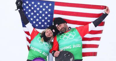 Winter Olympic - Lindsey Jacobellis - "We're embracing oldies for goldies" - USA veterans Baumgartner and Jacobellis delight in mixed team snowboard cross title - olympics.com - Usa - Beijing