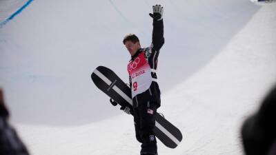Shaun White - Scotty James - After five Winter Olympics, American snowboarding superstar Shaun White bids a teary farewell - abc.net.au - Usa - Australia -  Tokyo - county White -  Sochi