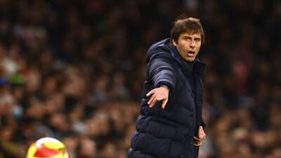 Conte prefers Spurs pressure to 'tea and biscuits'