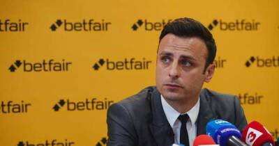 Dimitar Berbatov warns Man Utd face "problems" after taking "backwards step"