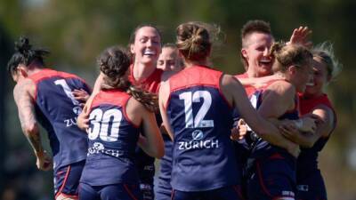 GWS avoid unwanted record in AFLW defeat