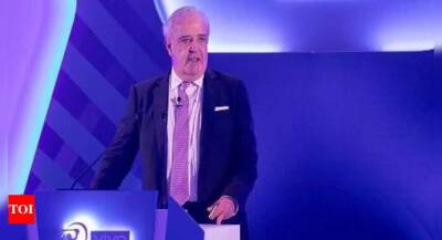 David Warner - Pat Cummins - Kagiso Rabada - Quinton De-Kock - Trent Boult - IPL Auction 2022: IPL auctioneer Hugh Edmeades is stable, he should be back for auction, says BCCI - timesofindia.indiatimes.com - Australia - South Africa - India - Sri Lanka -  Delhi -  Kolkata -  Bangalore