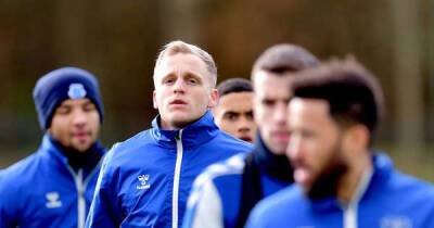 Everton line-ups as Donny van de Beek and formation decisions made for Leeds