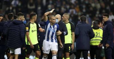 Pepe's amazing 11-year red card run ends after Porto vs Sporting descends into 40-man brawl - msn.com - Germany - Portugal - Turkey