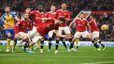 Manchester United Blow Lead Again In Southampton Draw