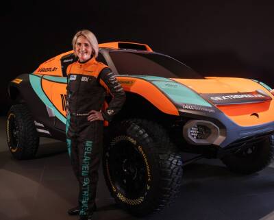 McLaren first female driver Emma Gilmour to compete in debut Extreme E season - givemesport.com - Usa - New Zealand - Saudi Arabia