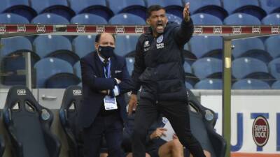 El presidente del Sporting denuncia "intentos de agresión" de Vítor Baía y Sergio Conceiçao