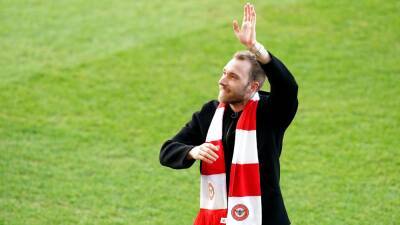 Christian Eriksen gets hero’s welcome but Brentford and Palace lack inspiration