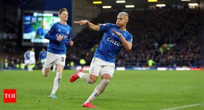 EPL: Everton rout Leeds United 3-0 to claim vital win