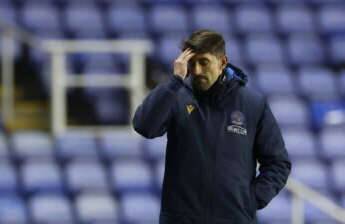 Reporter makes major claim about Reading FC players regarding Veljko Paunovic’s job - msn.com -  Bristol -  Coventry