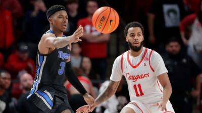 Nolley leads Memphis to win over No. 6 Houston