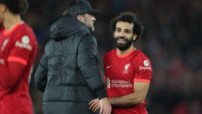 Klopp talks up benefits of experience amid Salah talks