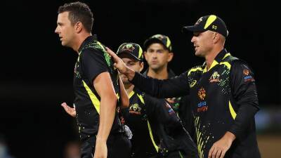 Australia clinches T20 international victory over Sri Lanka in Super Over to take 2-0 series lead