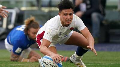 Marcus Smith stars as England register bonus-point victory over Italy in Rome