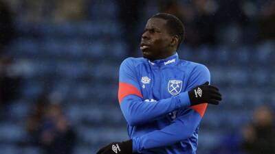 David Moyes - Kurt Zouma - Issa Diop - Zouma pulls out of Leicester game during warm-up - channelnewsasia.com -  Leicester