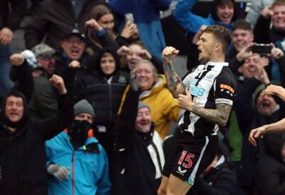 Trippier’s free kick helps Newcastle to 3rd straight EPL win