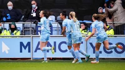 WSL round-up: Caroline Weir wins Manchester derby for City