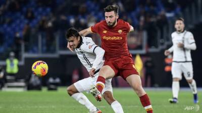 Roma held again as Cristante leaves it late to rescue draw at Sassuolo