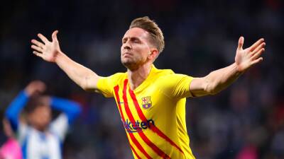 Luuk De-Jong - Jordi Alba - Diego López - Raul De-Tomas - Espanyol 2-2 Barcelona: Luuk De Jong pops up deep into stoppage time to rescue a point for the Blaugrana - eurosport.com